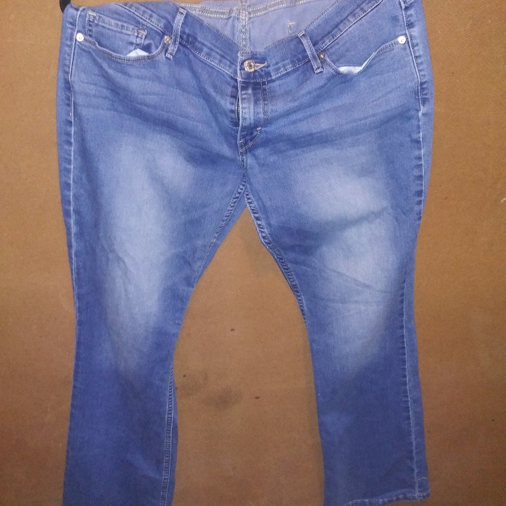 Levi Strauss & Co
